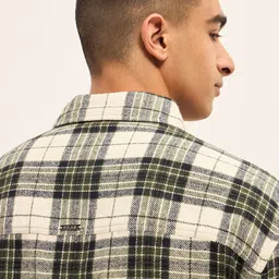 THE BEAR HOUSE Men Pure Cotton Checked Relaxed Fit Shacket image 5