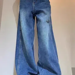 StyleCast Women Wide Leg High-Rise Mildly Distressed Light Fade Stretchable Jeans-picture-28