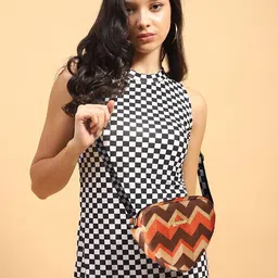 BANDICOOT Printed Structured Sling Bag with Fringed image 2