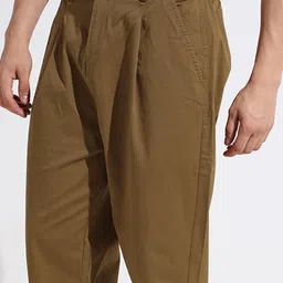 SHOWOFFFF Men Cotton Relaxed Fit Low-Rise Pleated Trousers image 5