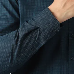 Van Heusen Men Slim Fit Grid Tattersall Checked Spread Collar Pure Cotton Formal Shirt image 3