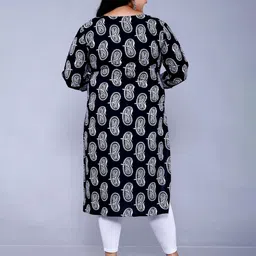 OH MI DIOS Women Paisley Yoke Design Mirror Work Kurta image 5