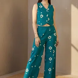 ZUMMER Ikat-Printed Pure Cotton Waistcoat With Palazzo-picture-39