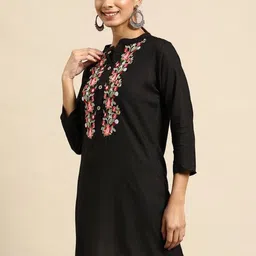 BAESD Floral Embroidered Mandarin Collar Top image 3