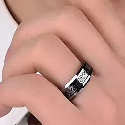 Lila Set Of 4 Stainless Steel Dragon-Designed Band Rings image 2