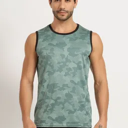 TQH Men Pack of 2 Camouflage Printed Sleeveless Gym Vest image 4