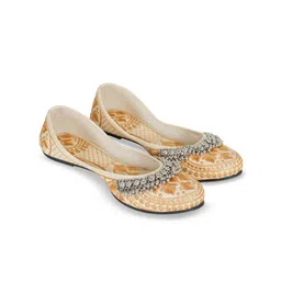 DFR Women Mojaris Flats-image-71