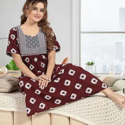 NIGHTY KING Women Printed Short Sleeve Pure Cotton Maxi Nightdress-image-50