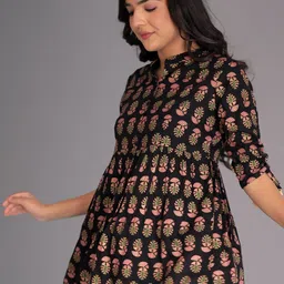 INVI Women Ethnic Motif Printed Tie-Up Mandarin CollarTop image 2