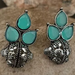 Sanjog Contemporary Drop Earrings image 3