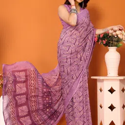 yashika Floral Print Bollywood Georgette Saree image 3