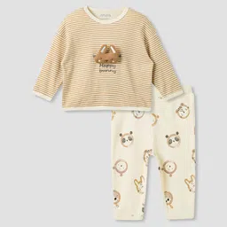 Juniors by Babyshop Girls Pure Cotton Cartoon Characters Printed Night Suit-image-81