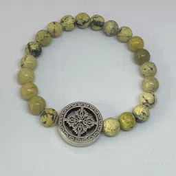 Gems Guru Unisex Artificial Beaded Bracelet image 5