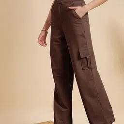 Dream Beauty Fashion Women Loose Fit High-Rise Easy Wash Cargos Trousers image 2