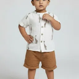 Biglilpeople Boys Printed Shirt with Shorts image 3