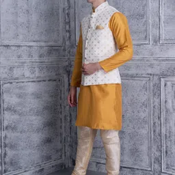 Ethluxis Mandarin Collar Jacquard Weave Kurta with Churidar & Embroidered Nehru Jacket image 5