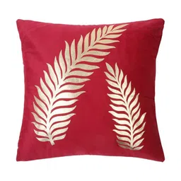 Myntra Elegant Homes Maroon & Gold-Toned 3 Pieces Abstract Velvet Square Cushion Covers image 4