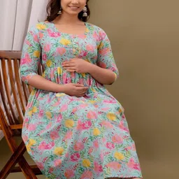 Style Heaven Floral Printed Maternity Gotta Patti Angrakha Kurti image 3