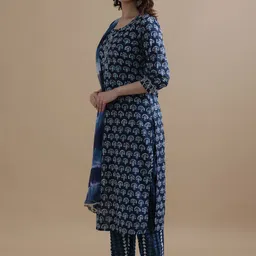 Jaipur Kurti Floral Printed Thread Work Pure Cotton Kurta with Trouser & Dupatta image 2