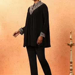 Jaipur Kurti Embroidered Top With TrousersCo-Ords image 5