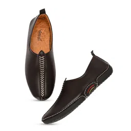 Vellinto Men Slip-On Round Toe Mojaris image 5
