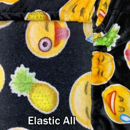 Myntra Elegant Homes Cartoon Characters Woollen 300 TC King Bedsheet with 2 Pillow Covers image 4