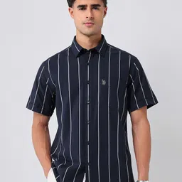 U.S. Polo Assn. Men Tailored Fit Vertical Striped Spread Collar Pure Cotton Casual Shirt-picture-46