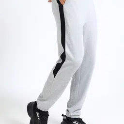 glitchez Men Colourblocked Joggers image 2