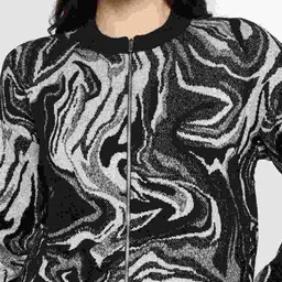 Madame Women Printed image 2