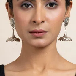 Look and Adorn Contemporary Jhumkas Earrings image 5