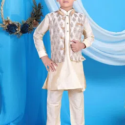 Pehanaava Boys Ethnic Motifs Regular Thread Work Kurta with Pyjamas image 3