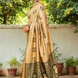 Mitera Ethnic Motifs Zari Silk Blend Handloom Paithani Saree image 2