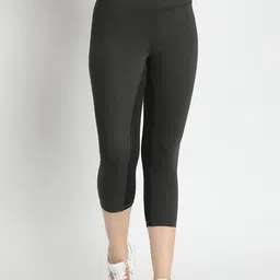 Wearjukebox High-Rise Cropped Gym Tights-image-9