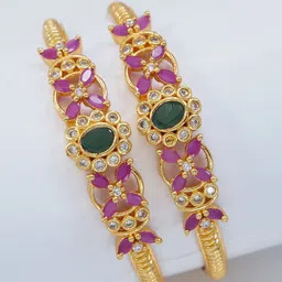 SGA FASHION Set Of 2 Gold-Plated American Diamond Studded Bangles image 3