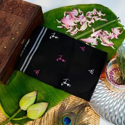 Khanduapata Printed Pure Cotton Unstitched Dress Material image 4