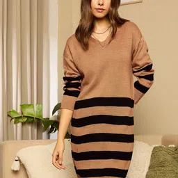 Berrylush Women Striped V-Neck Longline Pullover Sweater-picture-16