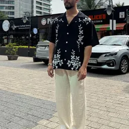 Big Bunny Men Floral Printed Casual Shirt image 5