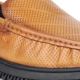 ATESBER by Inc.5 Men Perforations Leather Loafers image 5