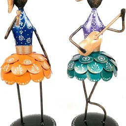 apka mart Hawaiian Musicians Singing & Playing Guitar Showpiece-picture-40