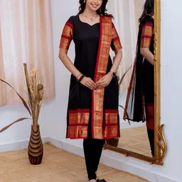 Snofi Creation Sweetheart Neck Pure Cotton Straight Kurta With Dupatta image 2