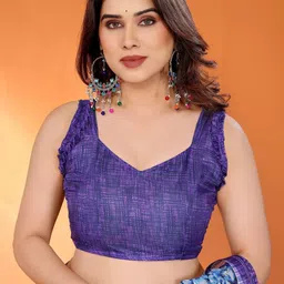 V3 FASHION STUDIO Floral Printed Saree image 2