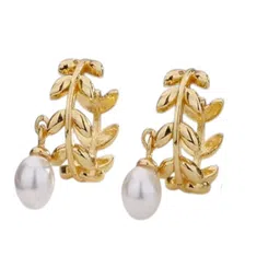 ROYAL NEEDS Leaf Shaped Ear Cuff Earrings image 2