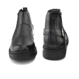 Killer Men Textured Casual Block-Heeled Regular Boots image 2