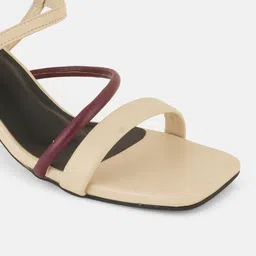 DressBerry Block Sandals image 4