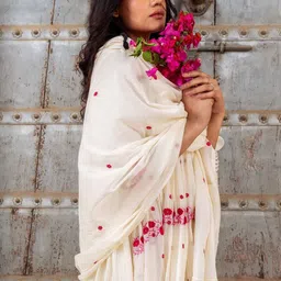 Anni Designer Floral Embroidered Regular Thread Work Kurta With Trousers With Dupatta image 2