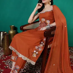 Sangria Women Ethnic Motifs Embroidered Regular Pure Cotton Kurta with Trousers & Dupatta-picture-21