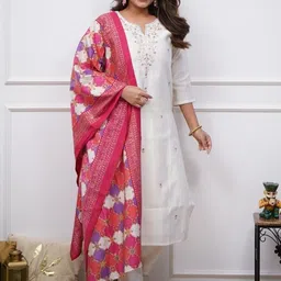 YAMUNE Women Ethnic Motifs Embroidered Regular Thread Work Kurta with Trousers & With Dupatta-picture-33