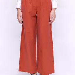 COVER STORY Women Trousers-image-59