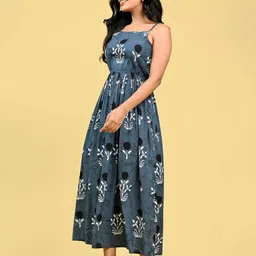 GORDHAN Floral Print Fit & Flare Maxi Dress image 3