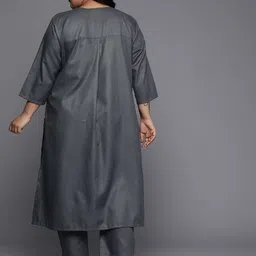 Sztori Plus Size  V-Neck Straight Kurta With Trouser image 4